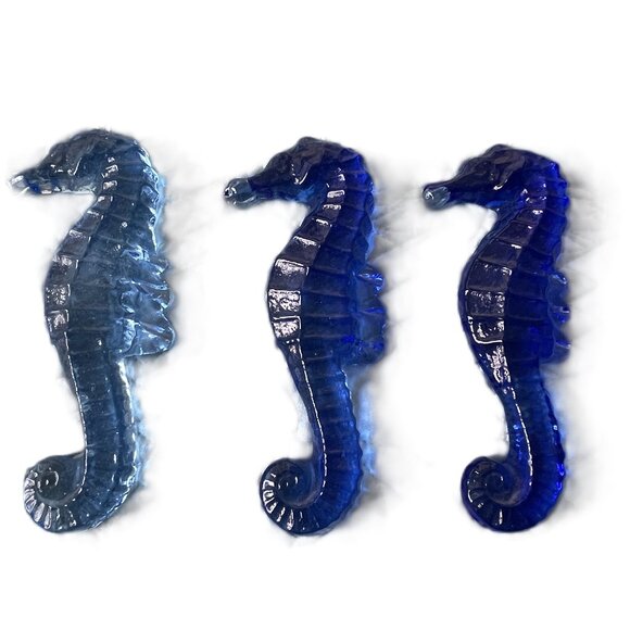 Recycled Glass Seahorses Suncatcher Blue set of 3 - Picture 1 of 2